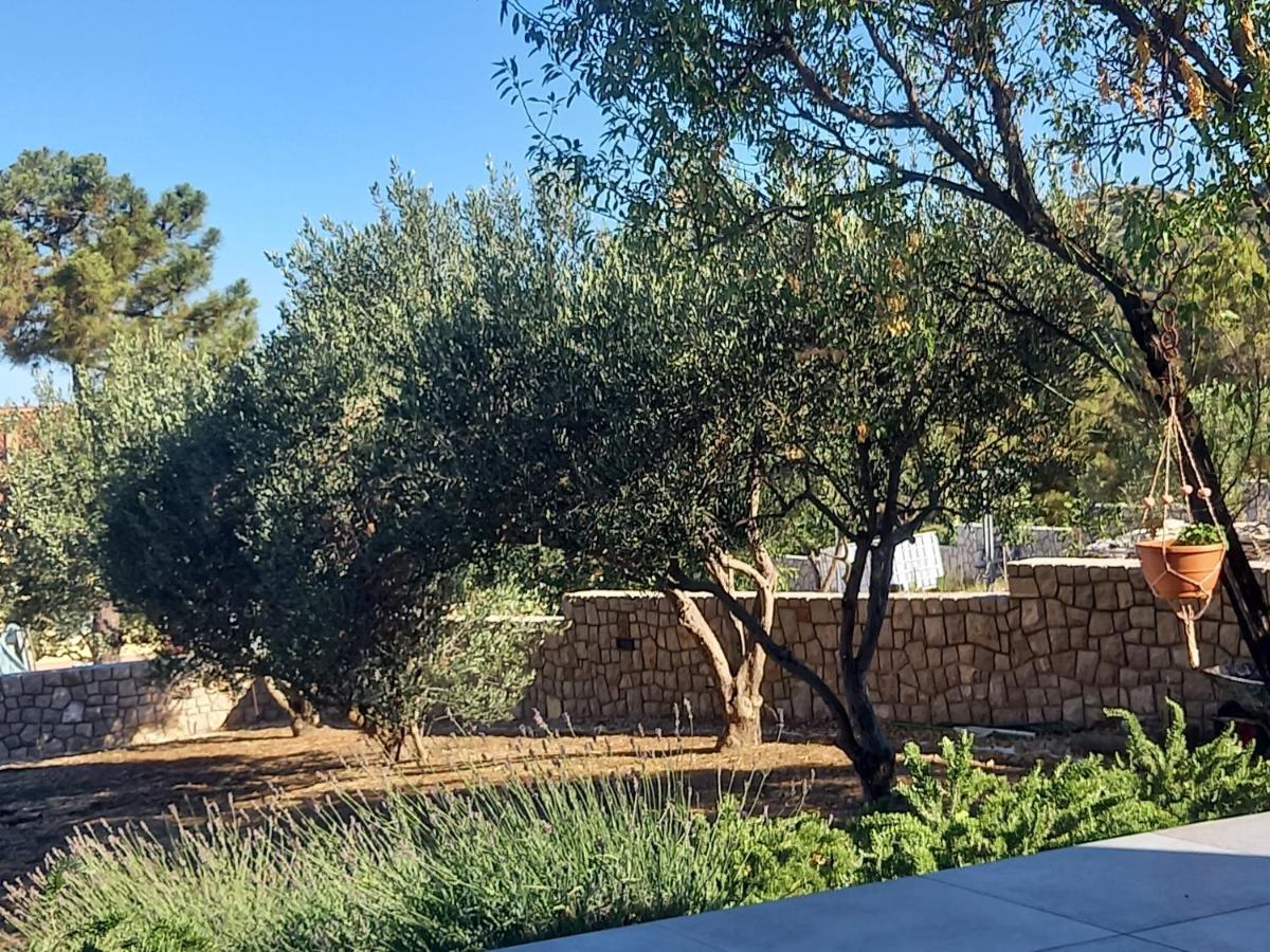 Oleandra Apartments Drage Dış mekan fotoğraf
