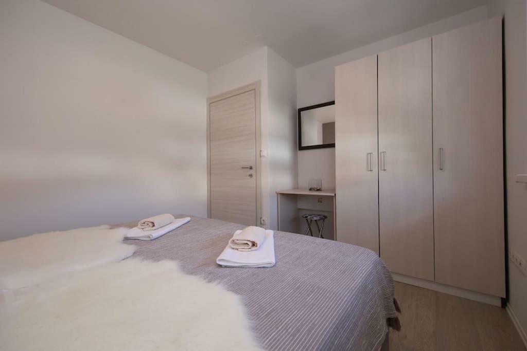 Oleandra Apartments Drage Dış mekan fotoğraf